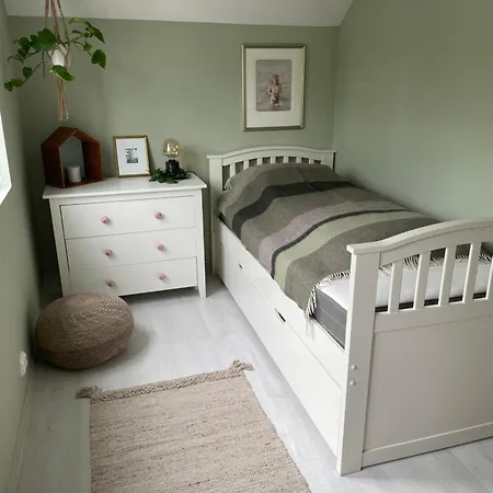 Nydelig Fritidsbolig Med Sjoutsikt Ferienhaus